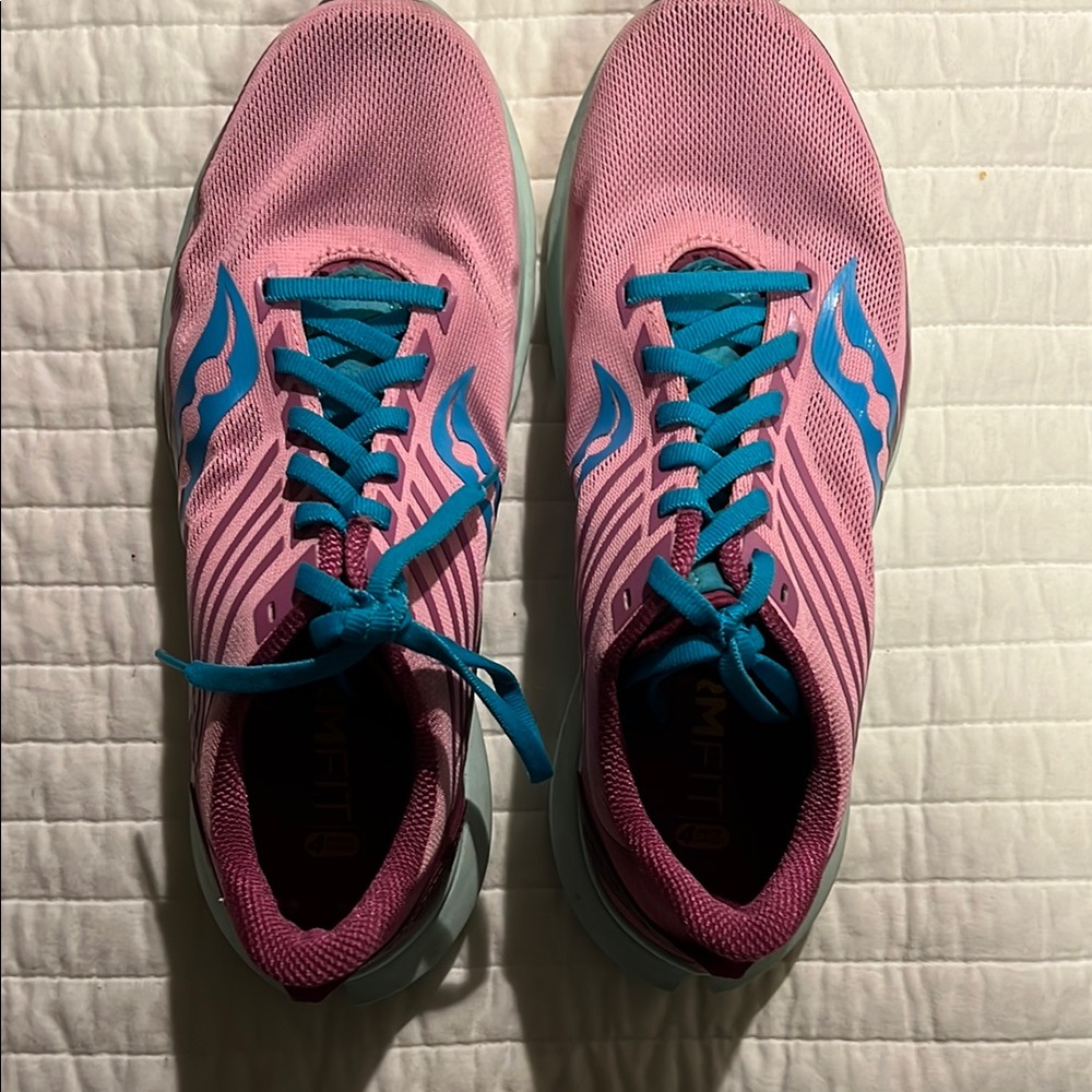 Saucony Women's Pink and Blue Running Shoes